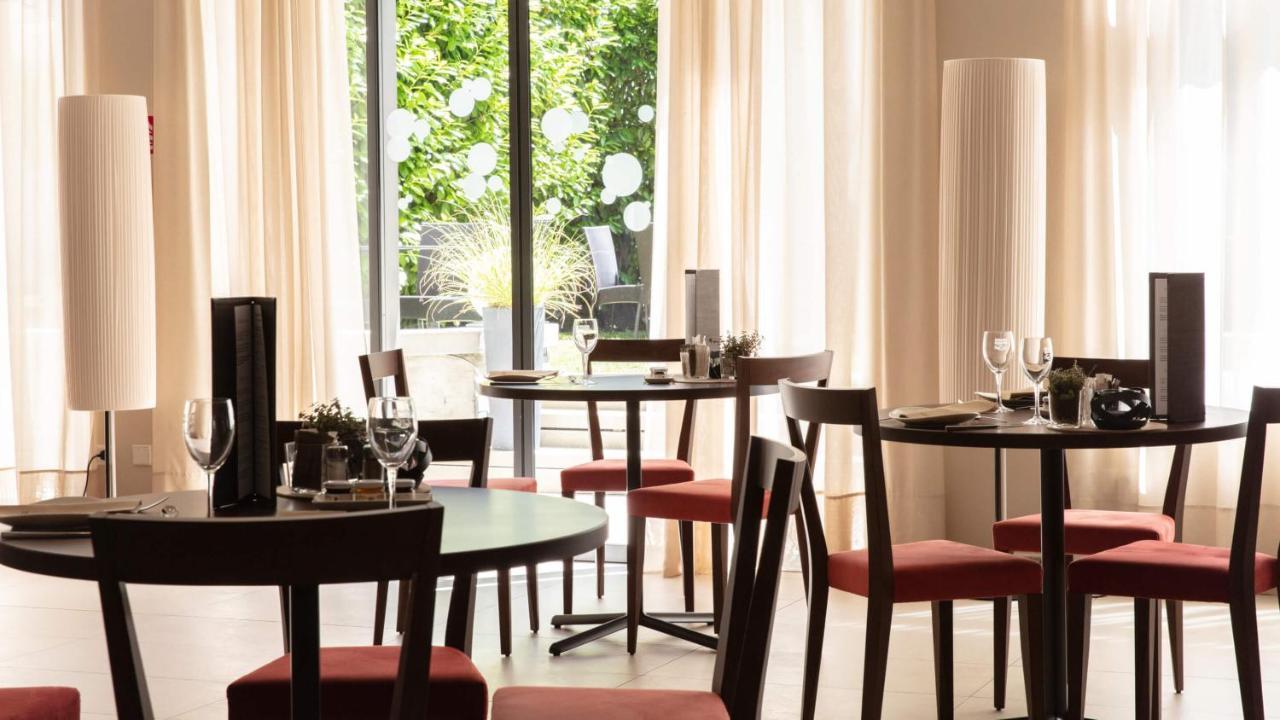 City Hotel Merano Esterno foto