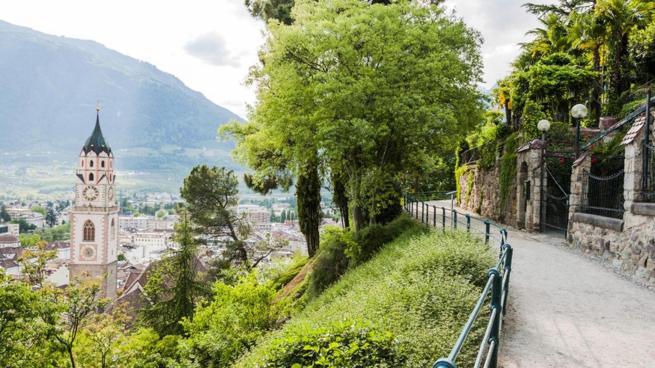 City Hotel Merano Esterno foto