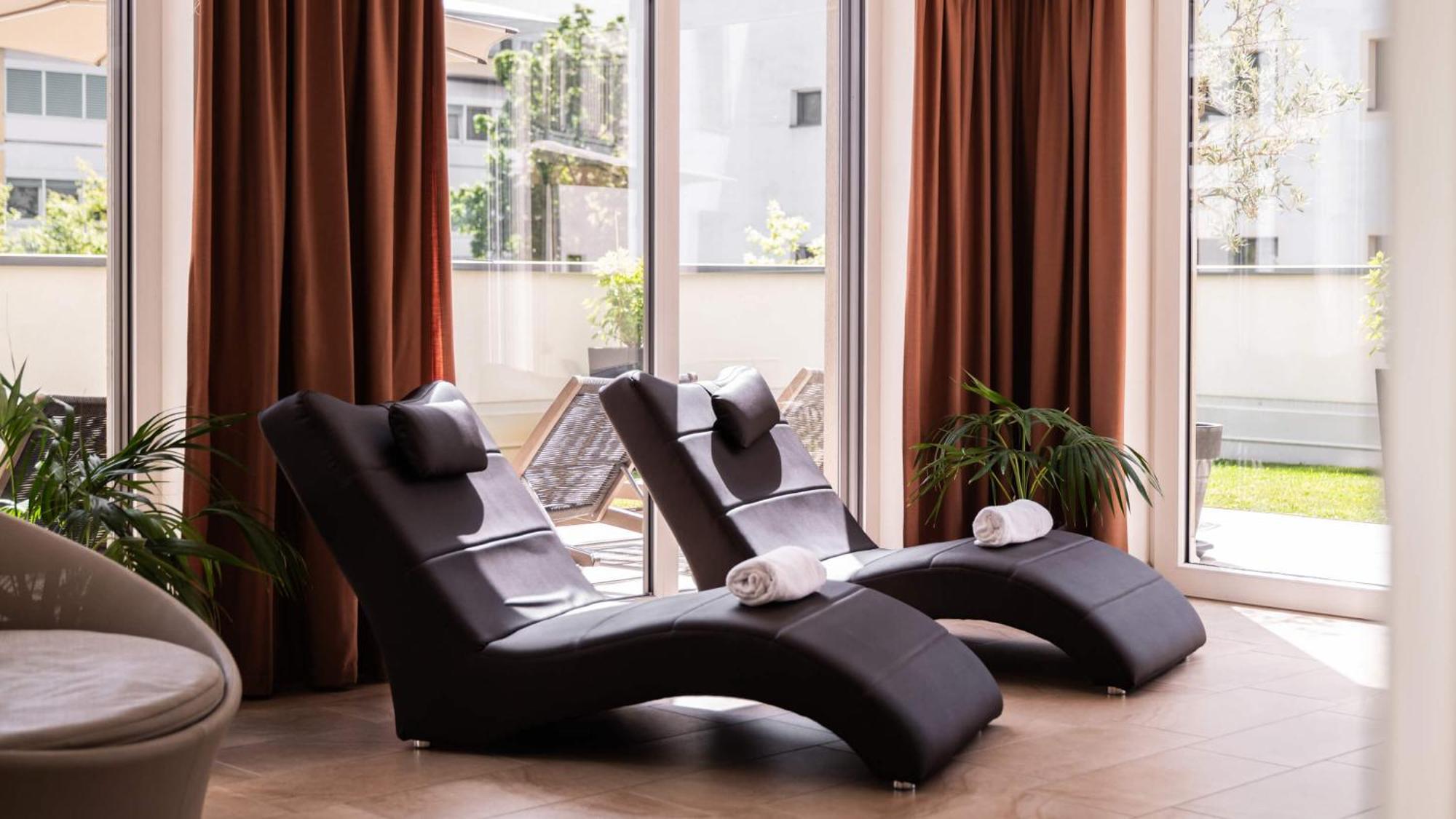 City Hotel Merano Esterno foto